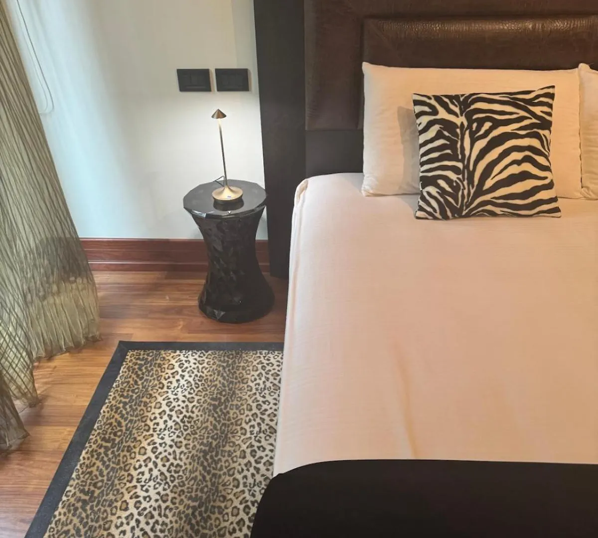 Deluxe Oliver'S House Венеция Апартаменты